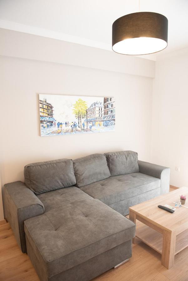 Newly Renovated Flat 500M From Subway Station Apartment Атина Екстериор снимка